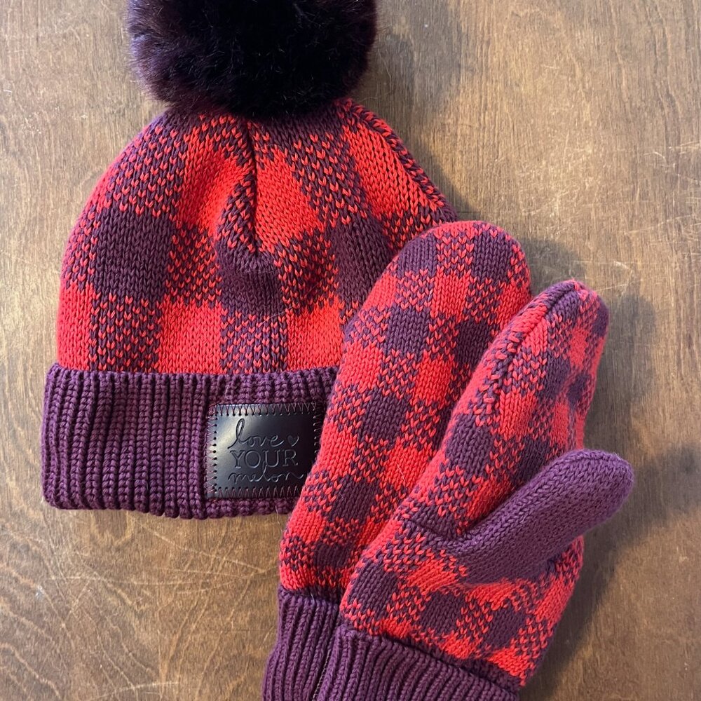 NWOT Love Your Melon Buffalo Plaid Hat & Mitten Set